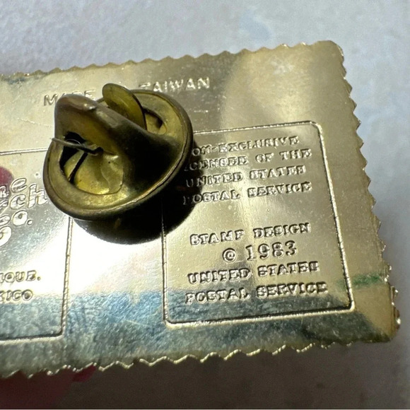 *Final Price* Season’s Greetings 1983 USPS 20C Pin Stamp Santa EUC Vintage RARE - Picture 3 of 3